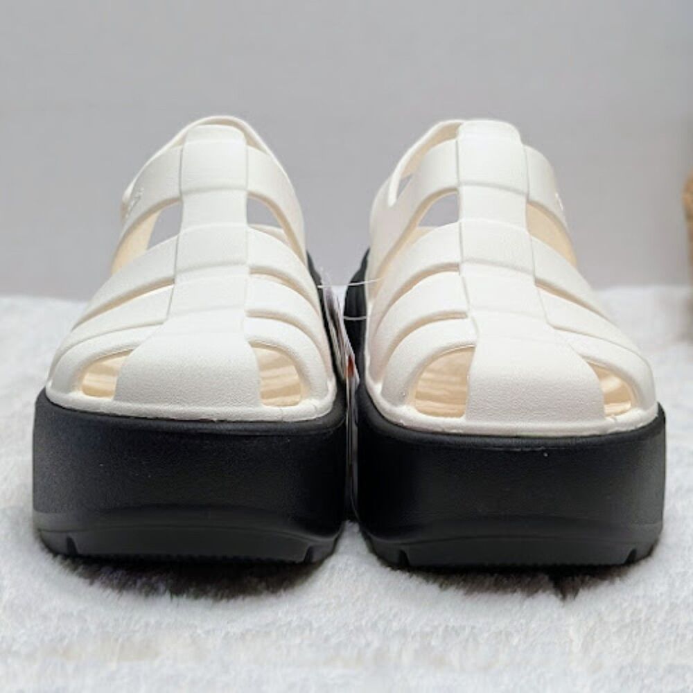 CROCS Stomp Black & White Fisherman Chunky Platform Sandals Women's 10 NWT - Picture 6 of 12
